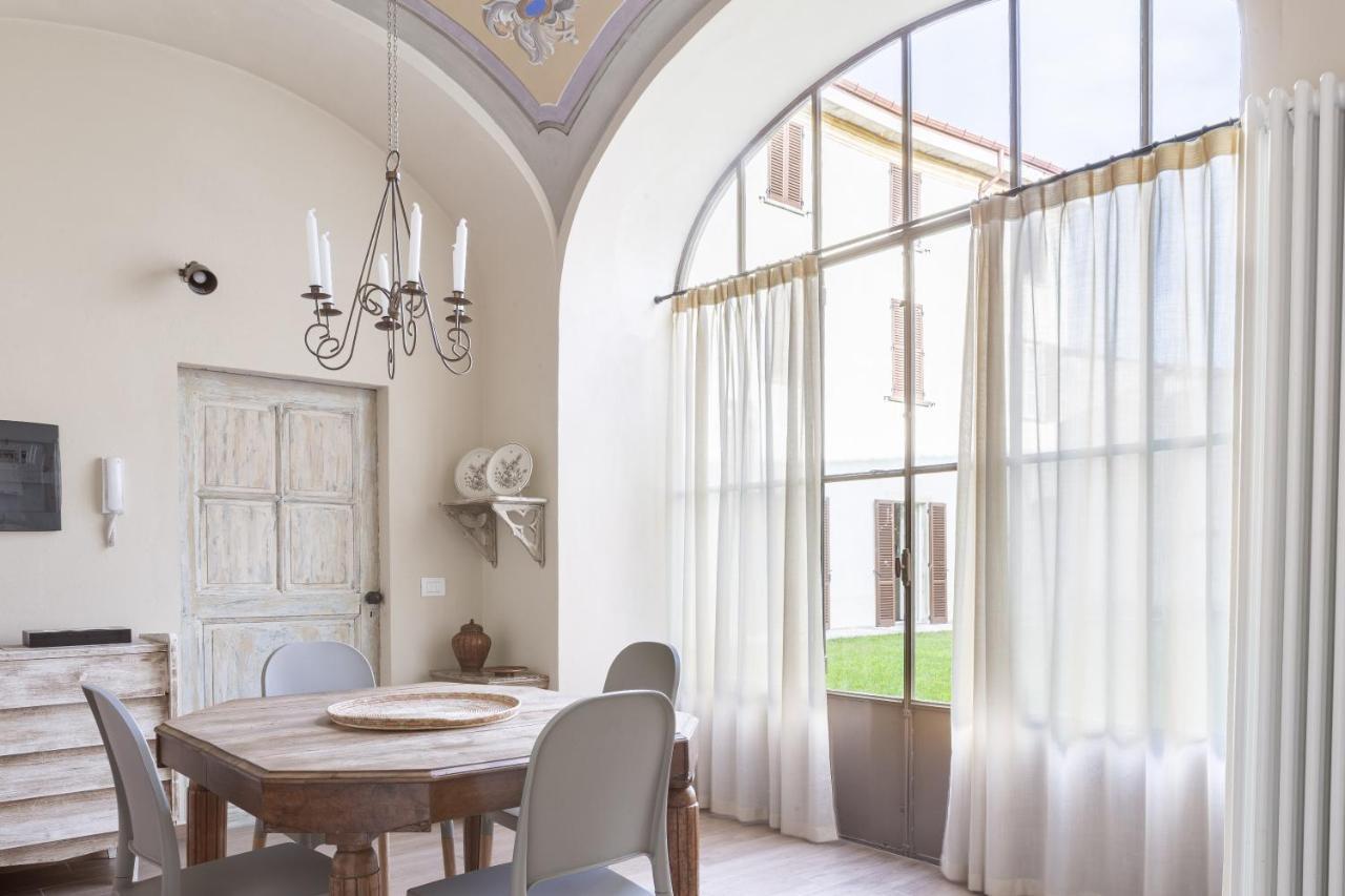 דירות Castello Cabiaglio Palazzo Mia By Icasamia It מראה חיצוני תמונה